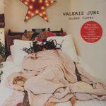 vinyle valerie june under cover recto