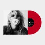 vinyle rouge bass persuades miley cyrus